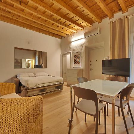 Crocetta Charme Apartment มิลาน ภายนอก รูปภาพ